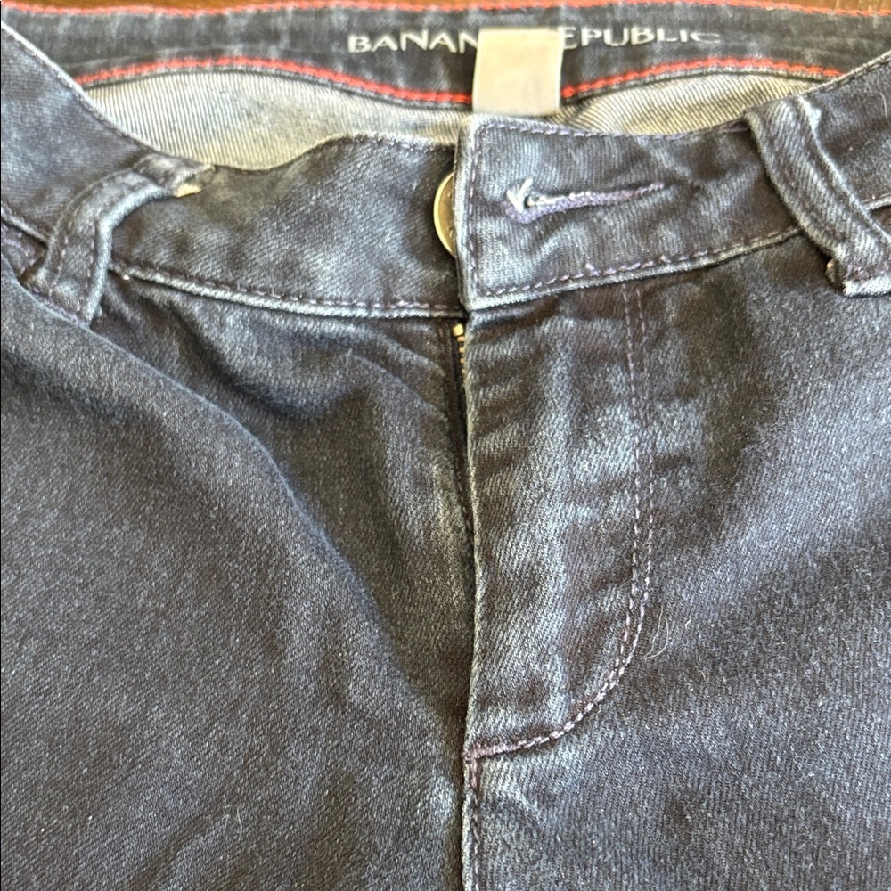 Banana Republic Women’s Skinny Jeans in Deep Indigo - Picture 2 of 5